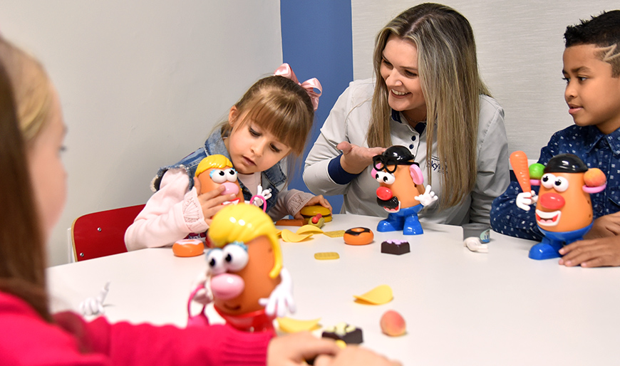 Alunos e professora